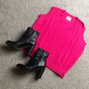 JUMPER 1234/FUSHIA- 100% CASHMERE ARAN CABLE KNIT VEST/NEW